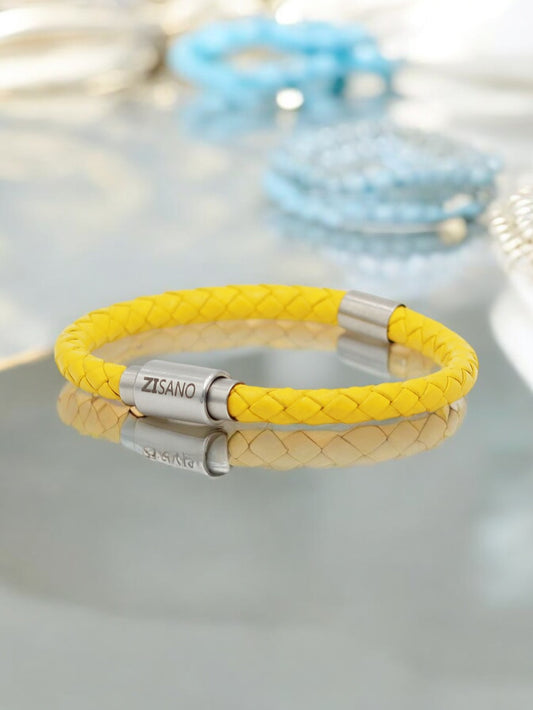 Lederarmband mit integrierter Frequenztechnologie