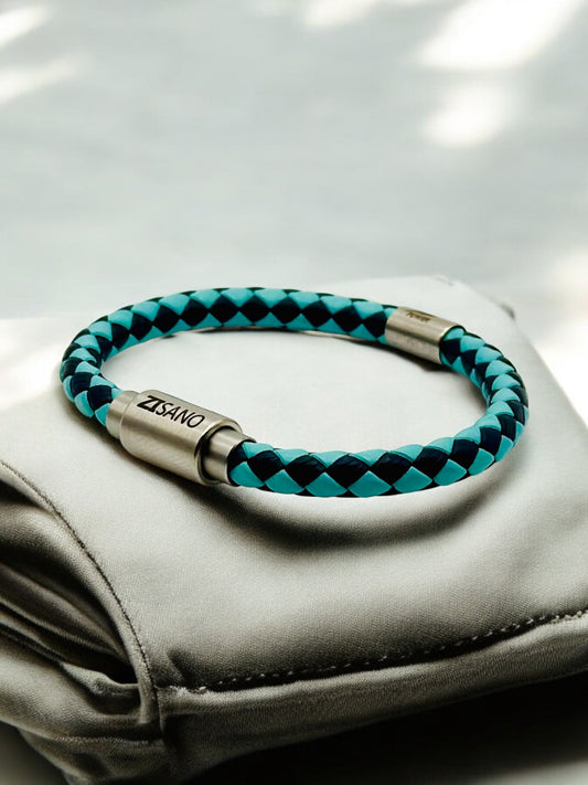 Lederarmband mit integrierter Frequenztechnologie