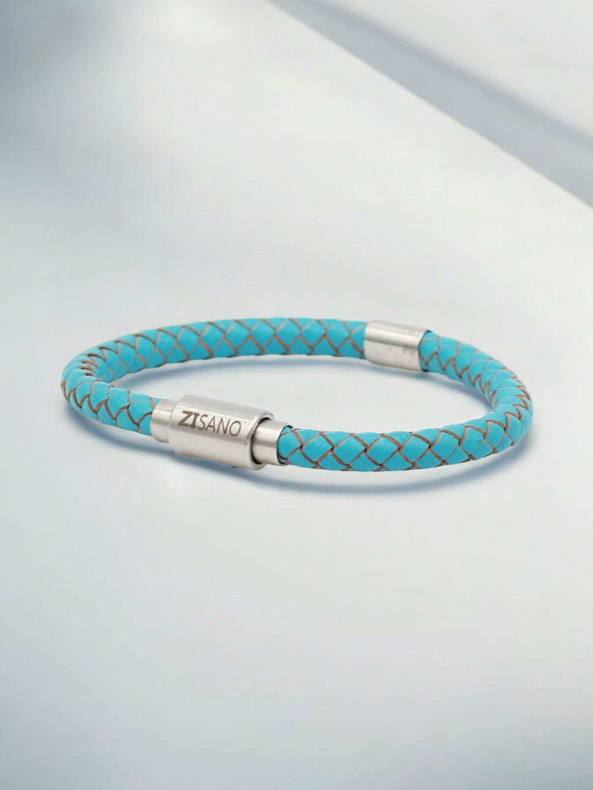 Lederarmband mit integrierter Frequenztechnologie