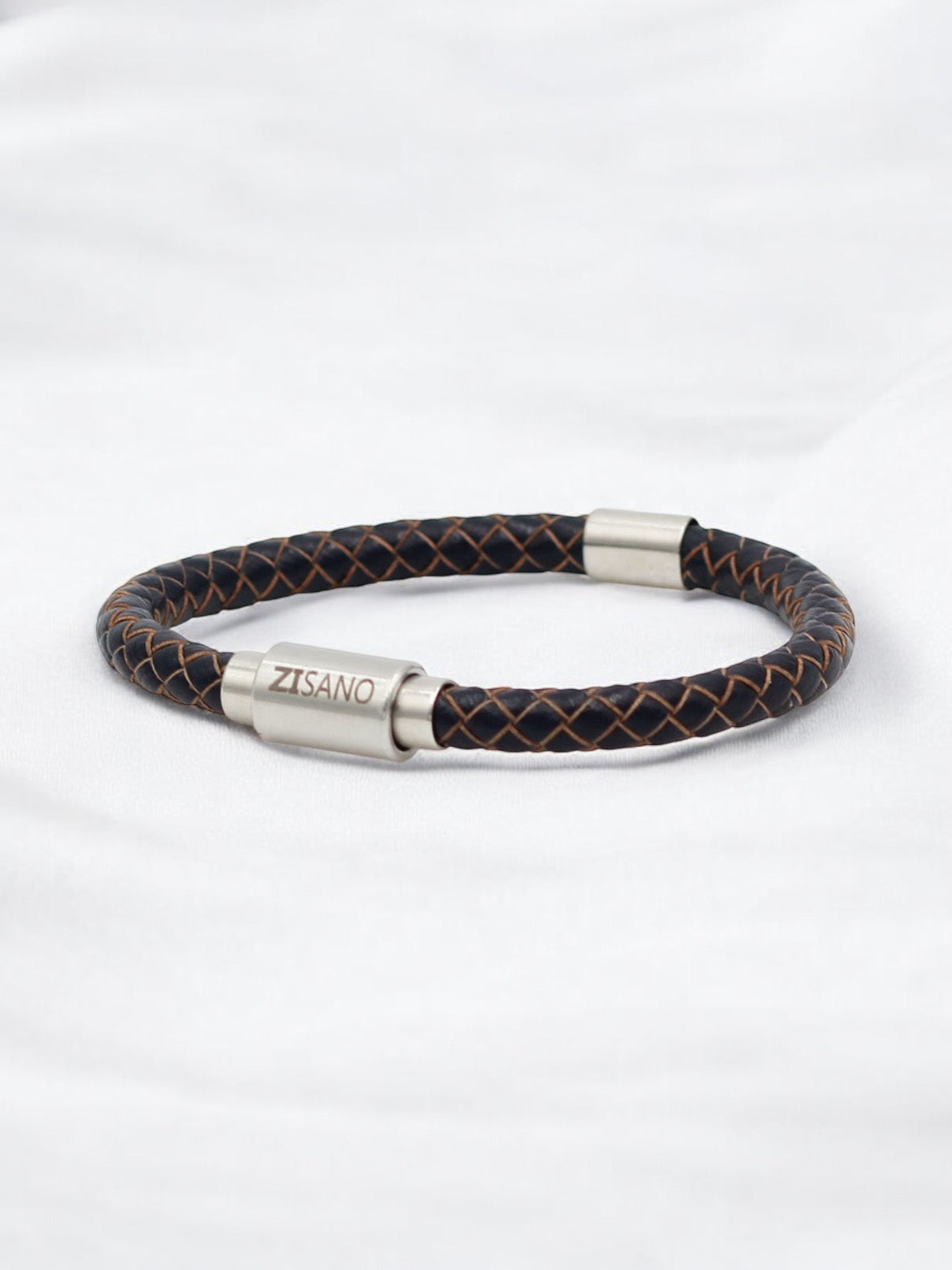 Lederarmband mit integrierter Frequenztechnologie