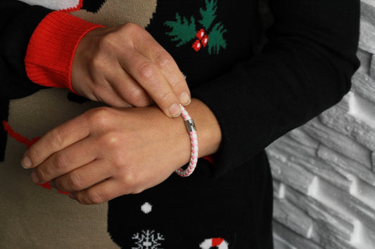 Lederarmband
Edelstahl
Magnetverschluss 
Kariert
Pink
Weiß