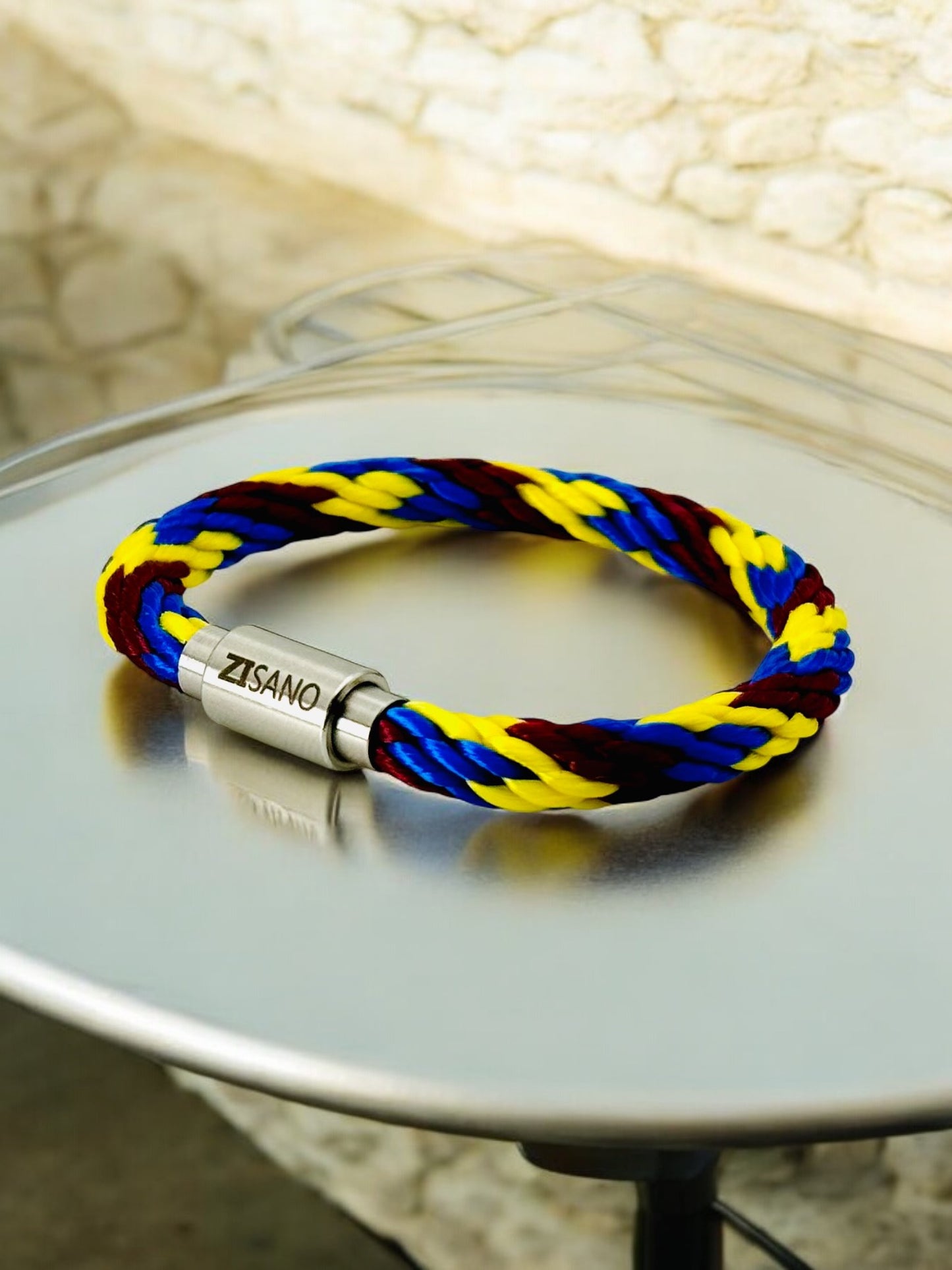 Segeltauarmband mit integrierter Frequenztechnologie
