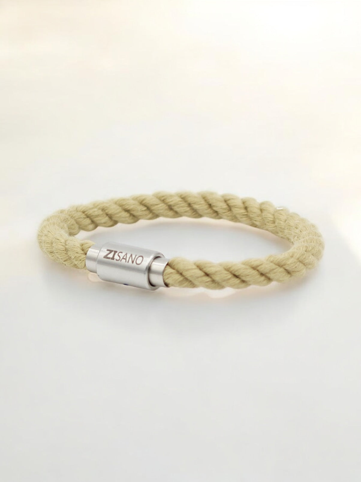 Segeltauarmband mit integrierter Frequenztechnologie