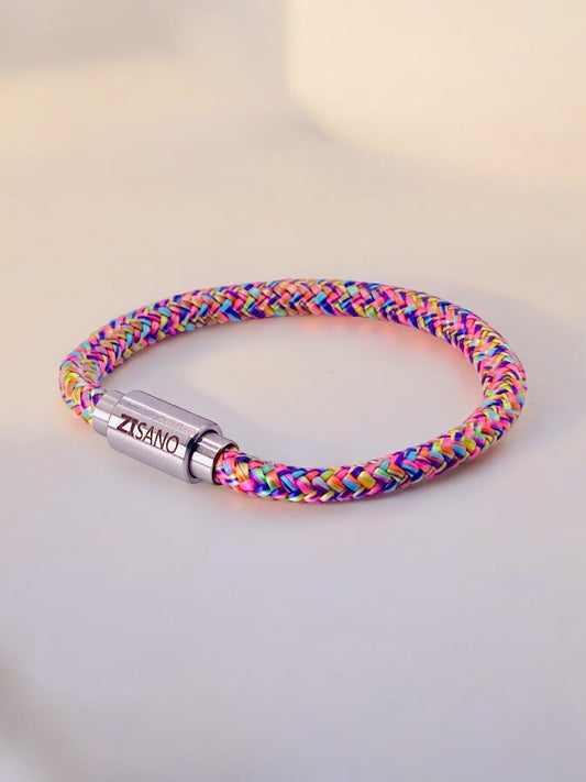 Segeltauarmband mit integrierter Frequenztechnologie